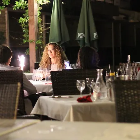 Cavaliere Surplage 3* Le Lavandou