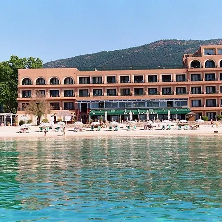 Cavaliere Surplage 3* Le Lavandou