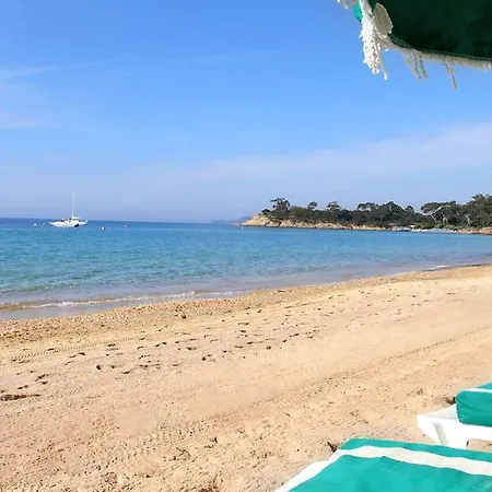 Cavaliere Surplage 3* 르 라방두