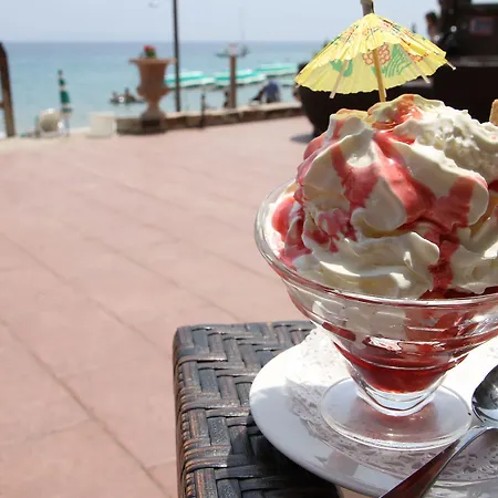 Szálloda Cavaliere Surplage 3*