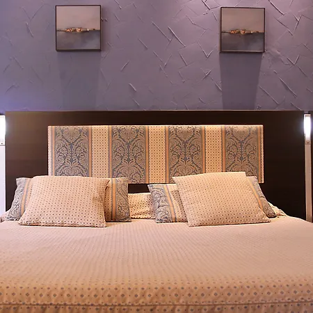 Cavaliere Surplage Szálloda 3*